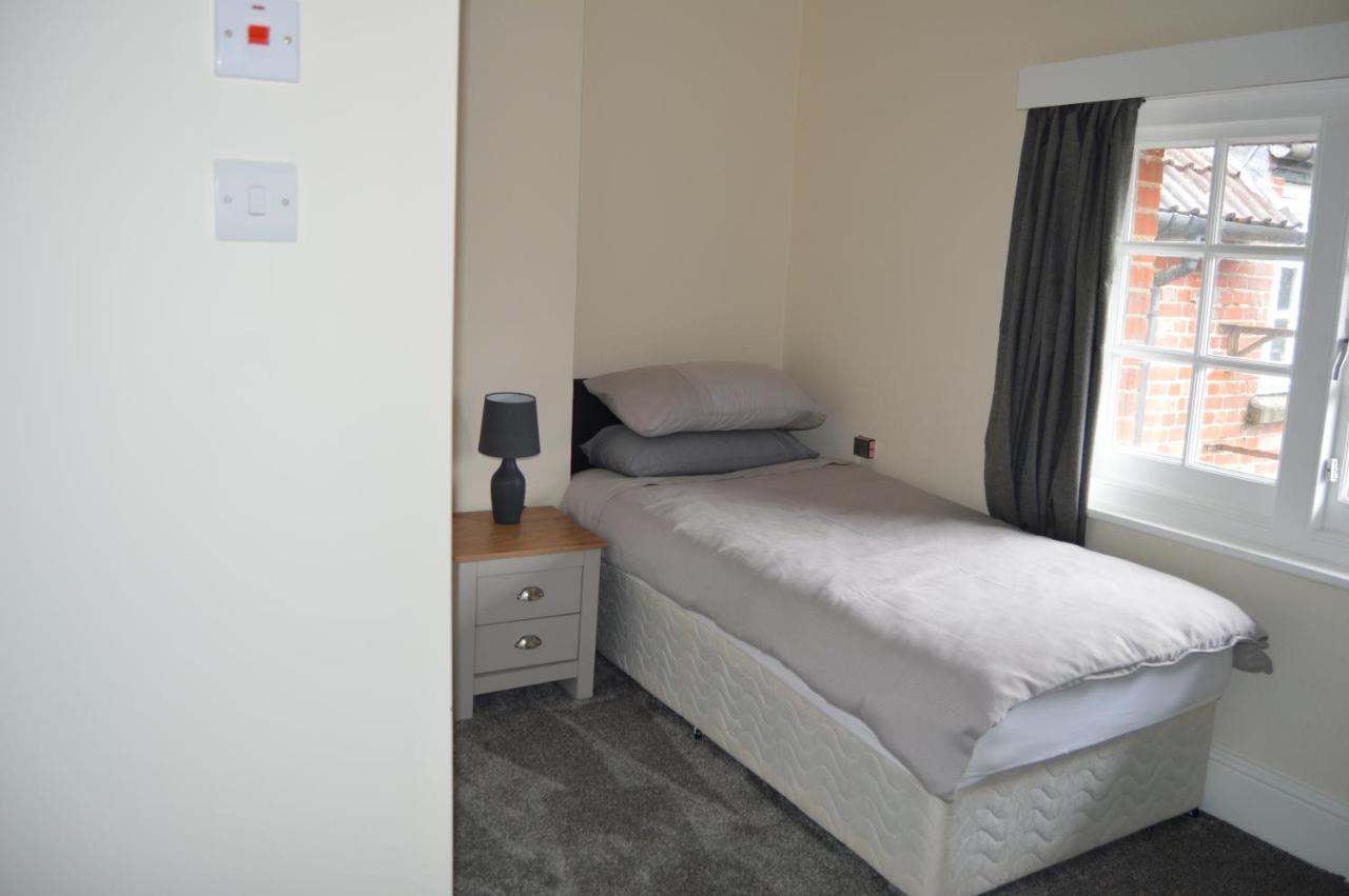 The Rose & Crown Hotell Bulford Eksteriør bilde